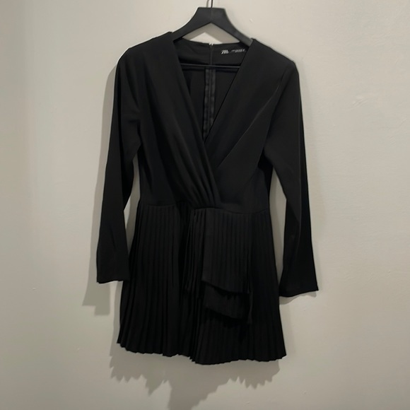 ZARA PLEATED BLAZER JUMPSUIT/ROMPER - Picture 4 of 9